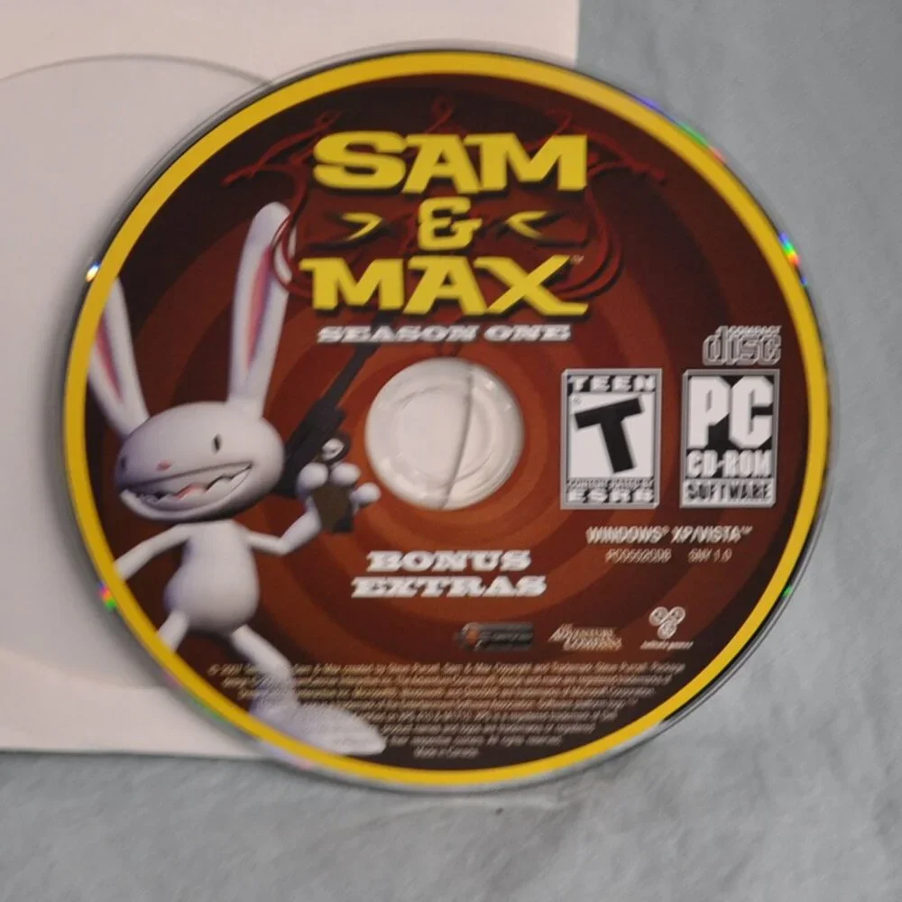 Sam & Max Season One (book & game only, no box) poster 2007 PC CD-Rom